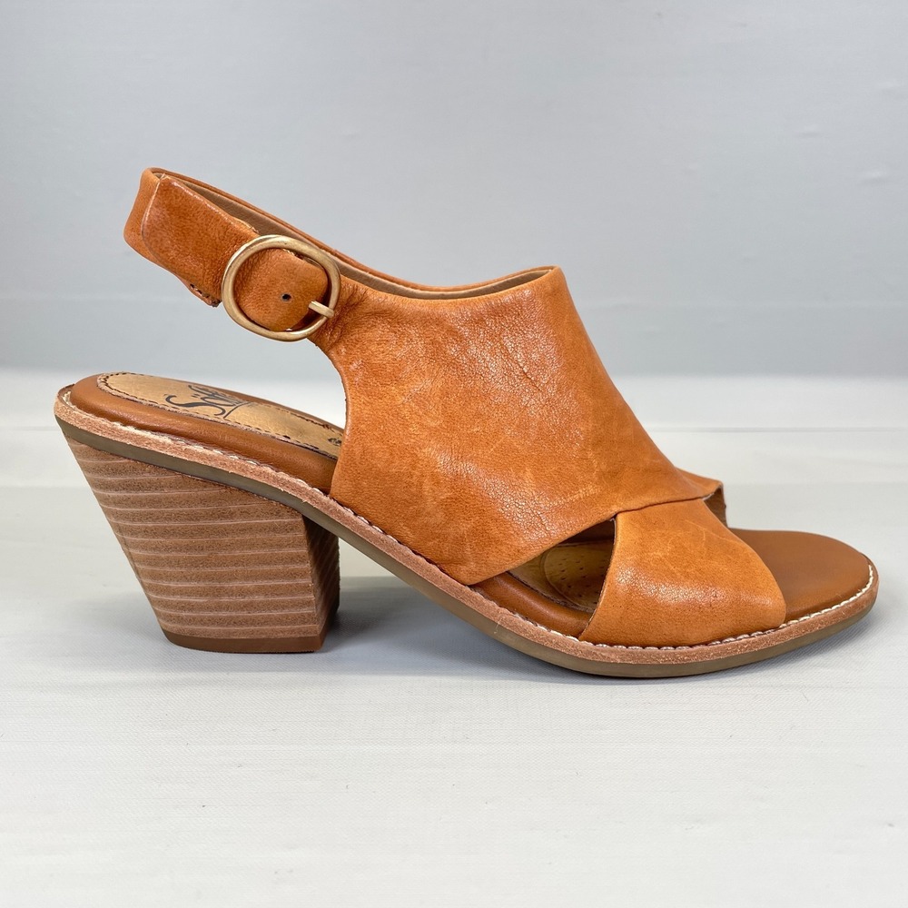 Sofft Mendi Slingback Heeled Sandals Womens Size 6 M Brown Leather Buckle Shoes